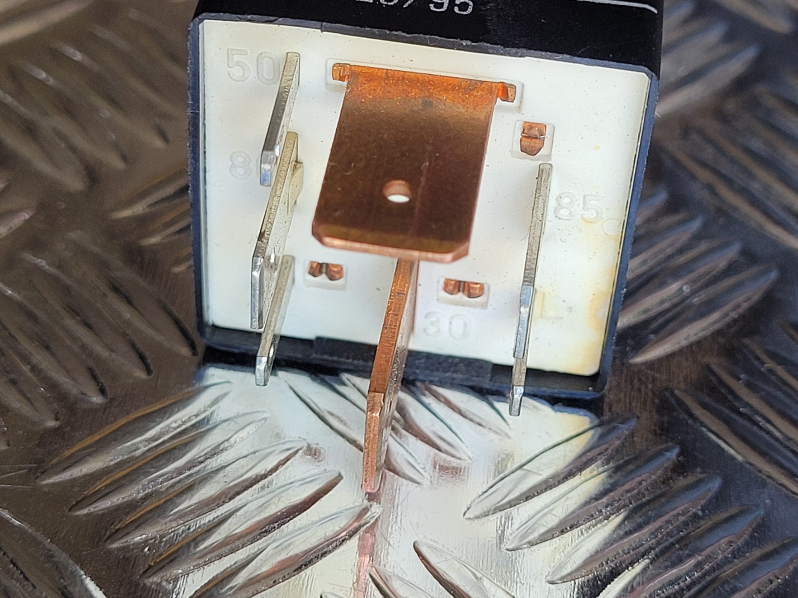 VW TRANSPORTER Glühkerzenrelais 191911261C WL0 51 233 007 – Bild 3